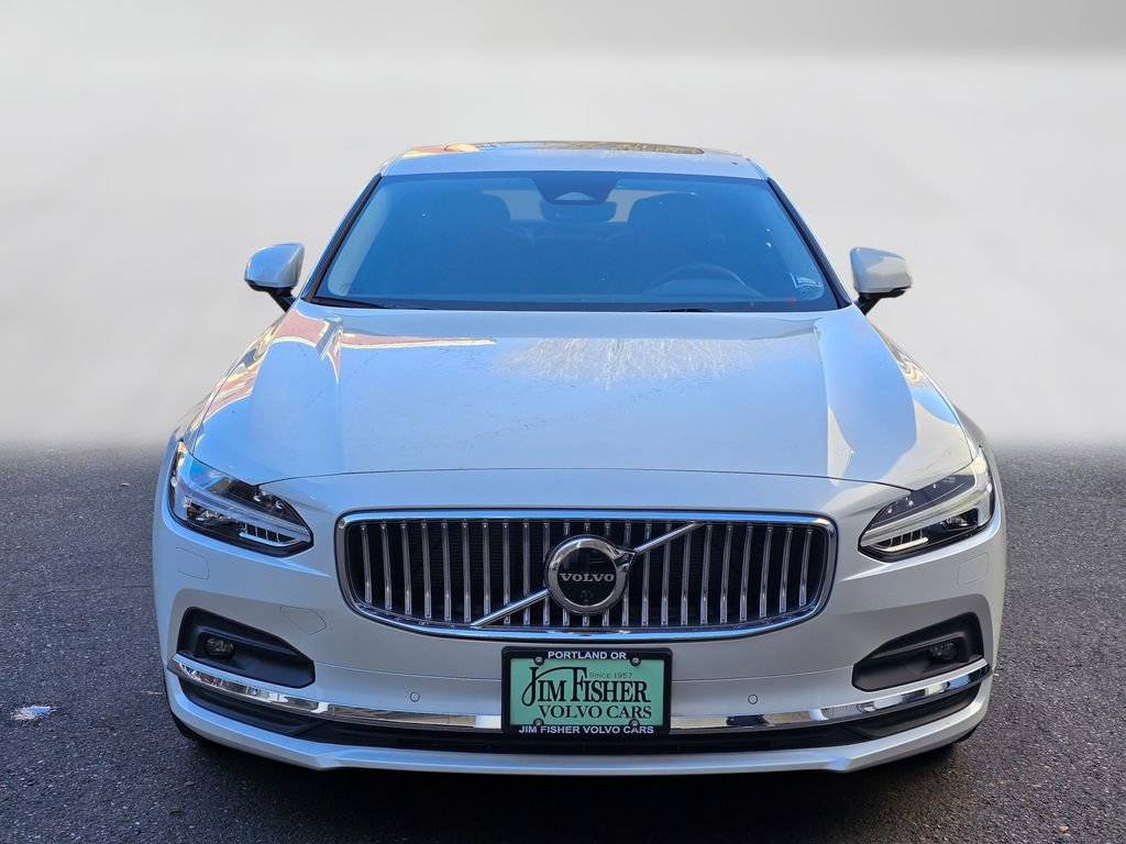 New 2025 Volvo S90 B6 Plus w/ Protection Package Premier image 8