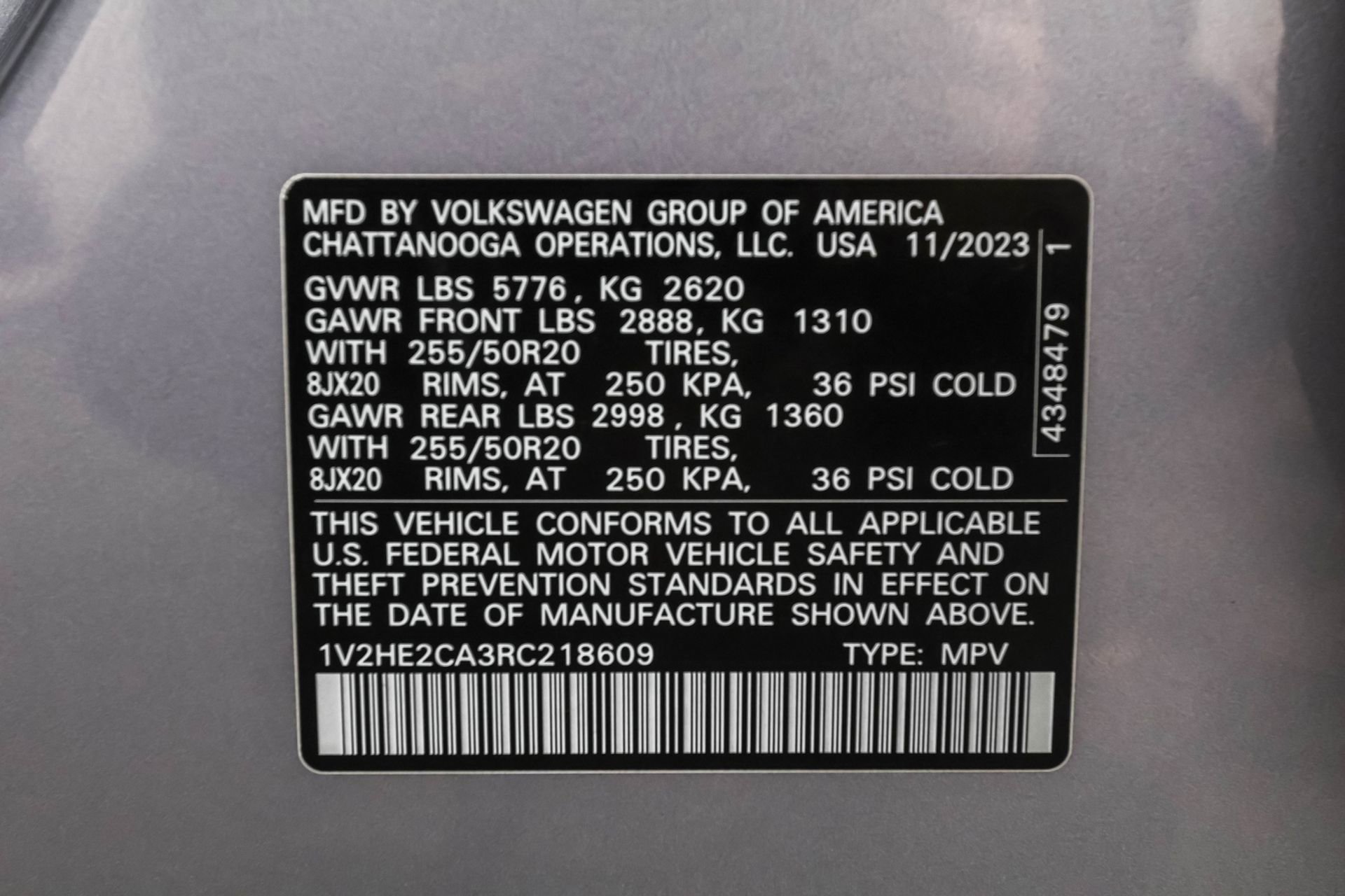 Used 2024 Volkswagen Atlas Cross Sport SE image 46