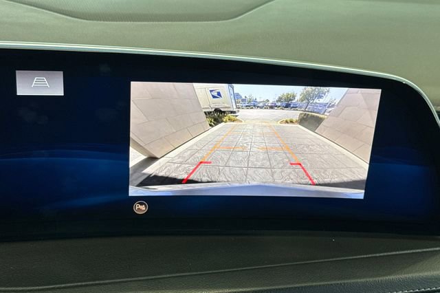 Certified 2024 Cadillac XT4 Premium Luxury image 19