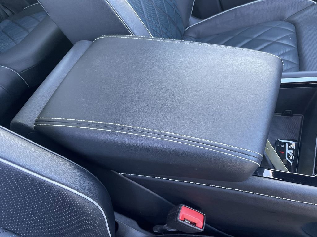 Certified 2024 Volkswagen Atlas Cross Sport SEL Premium R-Line image 31