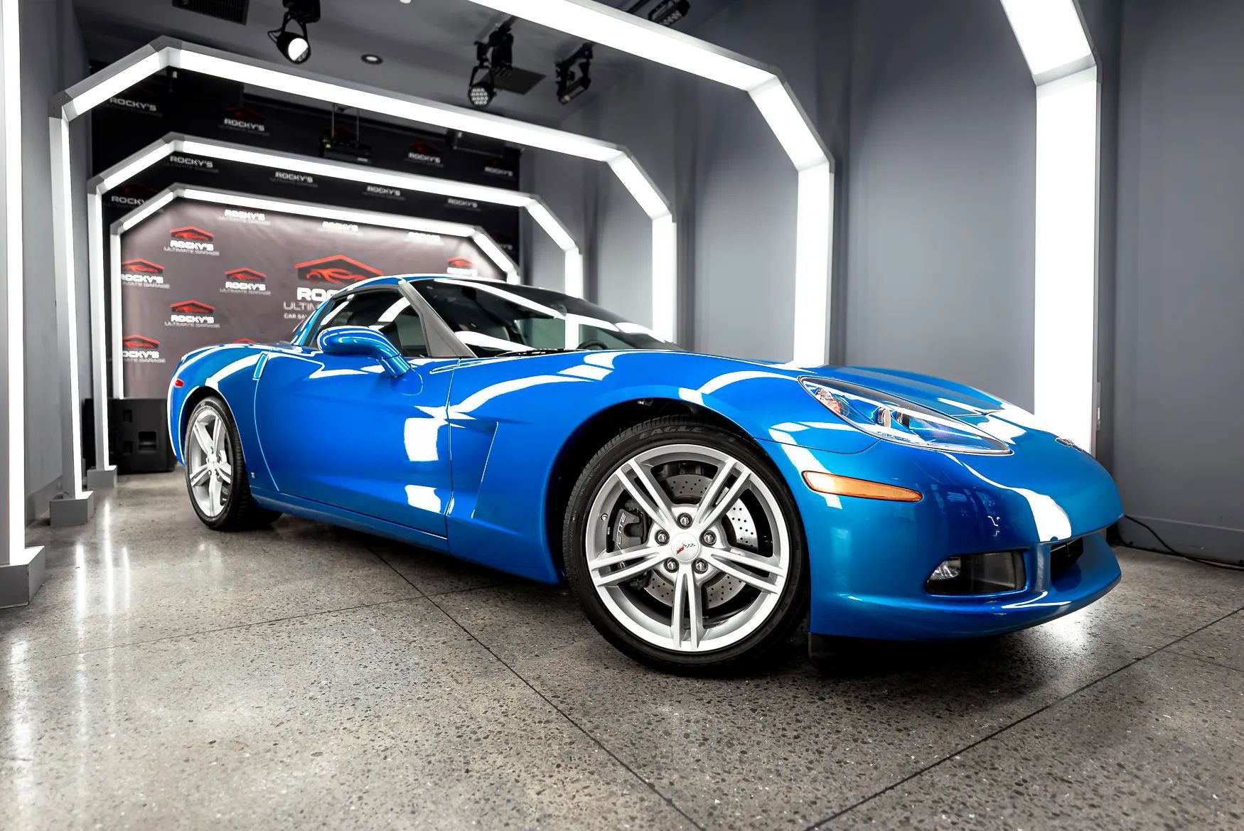 Used 2008 Chevrolet Corvette Coupe w/ Preferred Equipment Group image 4