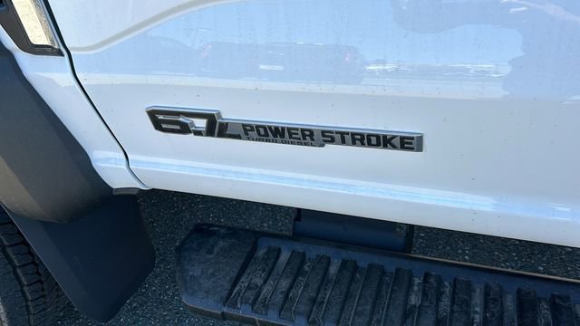 New 2025 Ford F550 4x4 SuperCab Super Duty image 11