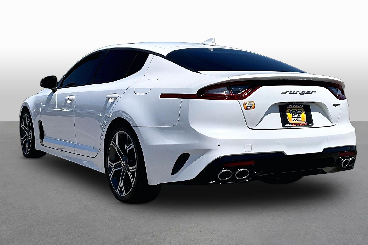 Used 2018 Kia Stinger GT2 RWD image 11