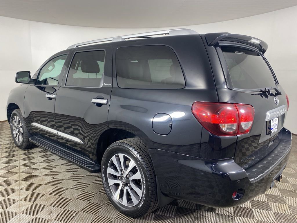 Used 2018 Toyota Sequoia Limited w/ Safety & Convenience Package AWD/4WD image 5