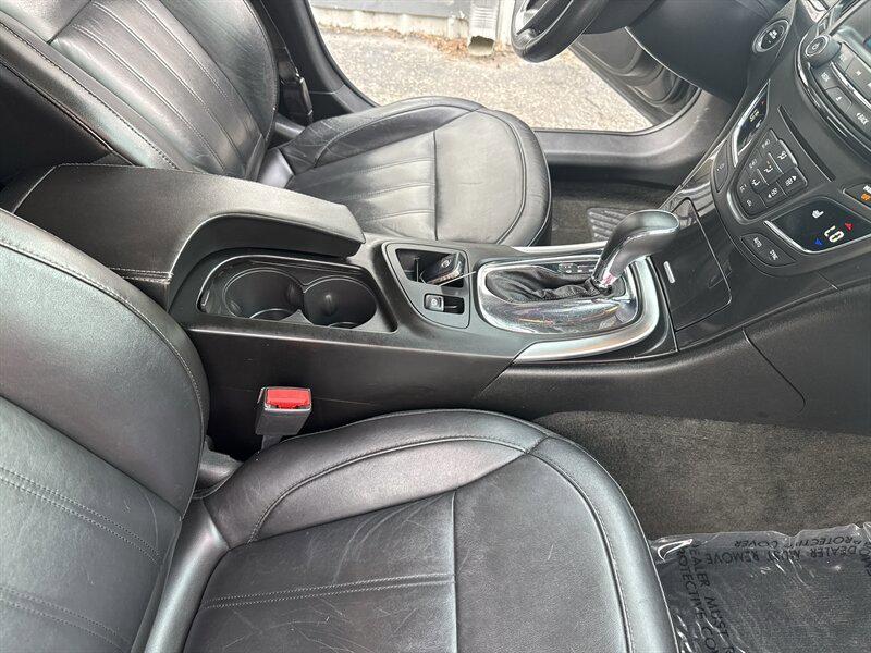 Used 2014 Buick Regal Premium FWD image 25