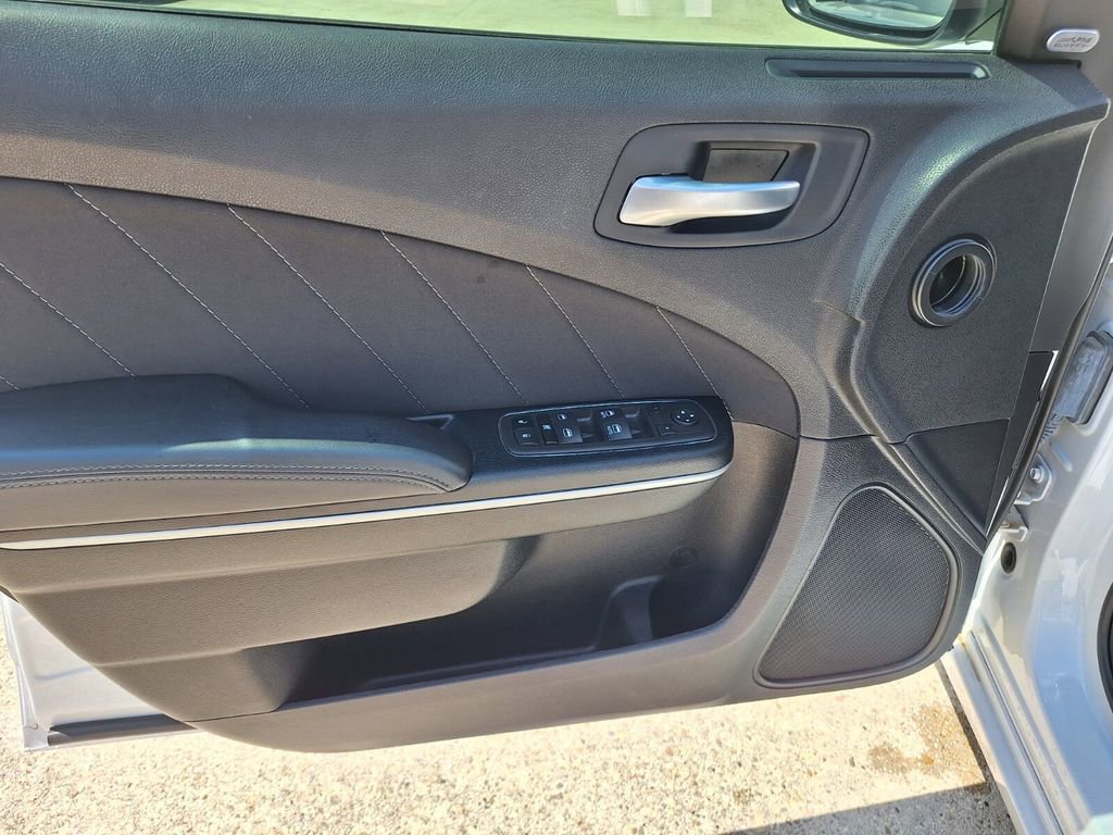Used 2023 Dodge Charger SXT RWD image 30