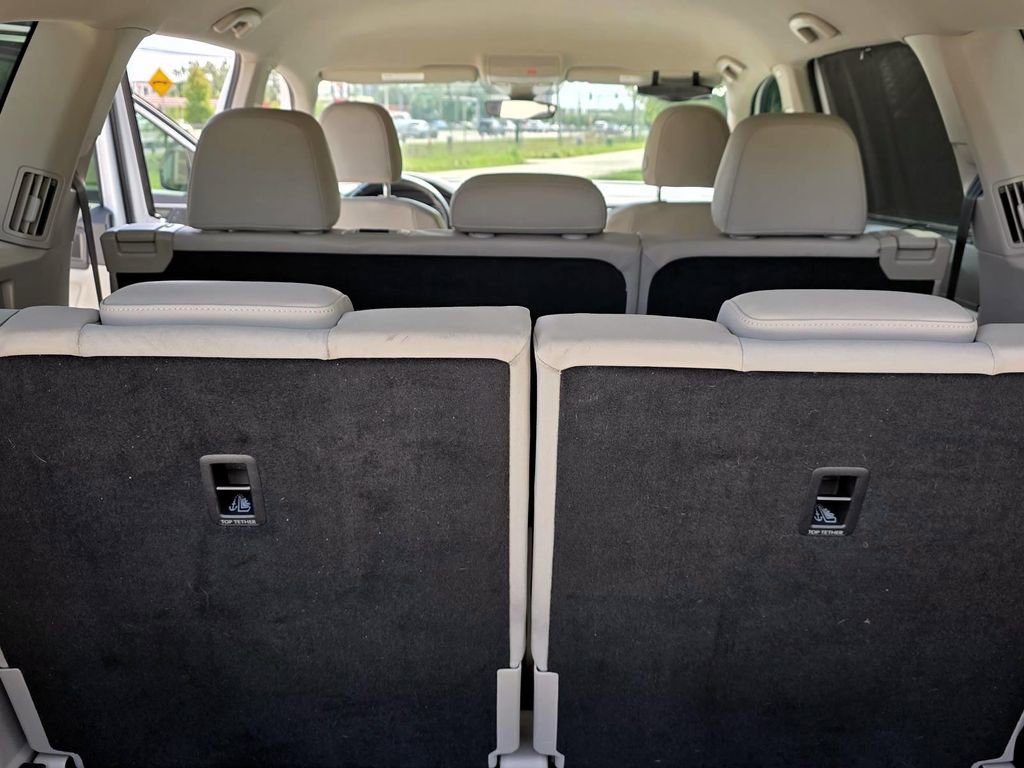 Used 2020 Volkswagen Atlas SE w/ Towing Package FWD image 31