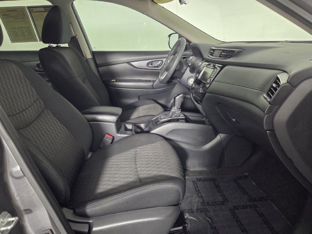 Used 2020 Nissan Rogue S w/ Special Edition Package FWD image 32
