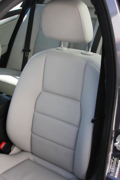 Used 2009 Mercedes-Benz C 300 Sport image 26