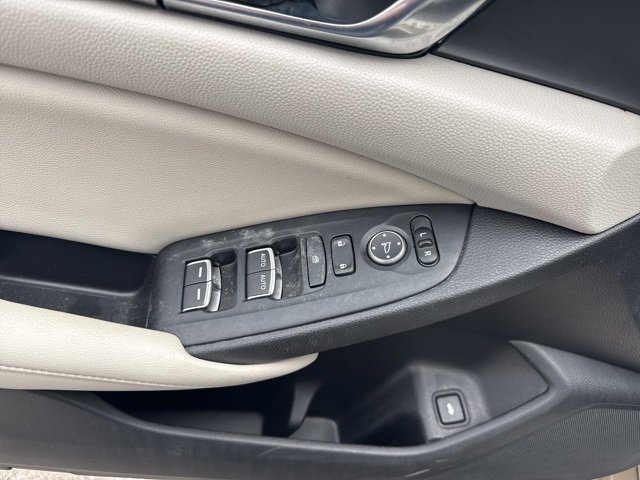 Certified 2020 Honda Accord LX image 17