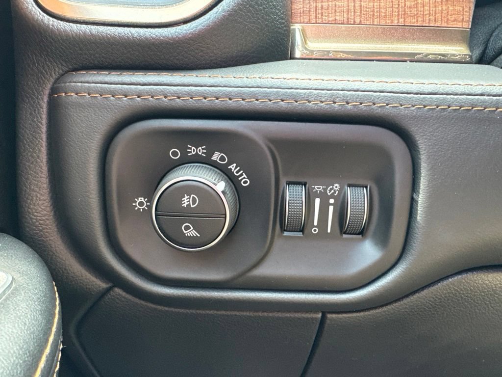 Certified 2022 RAM 3500 Limited AWD/4WD image 12