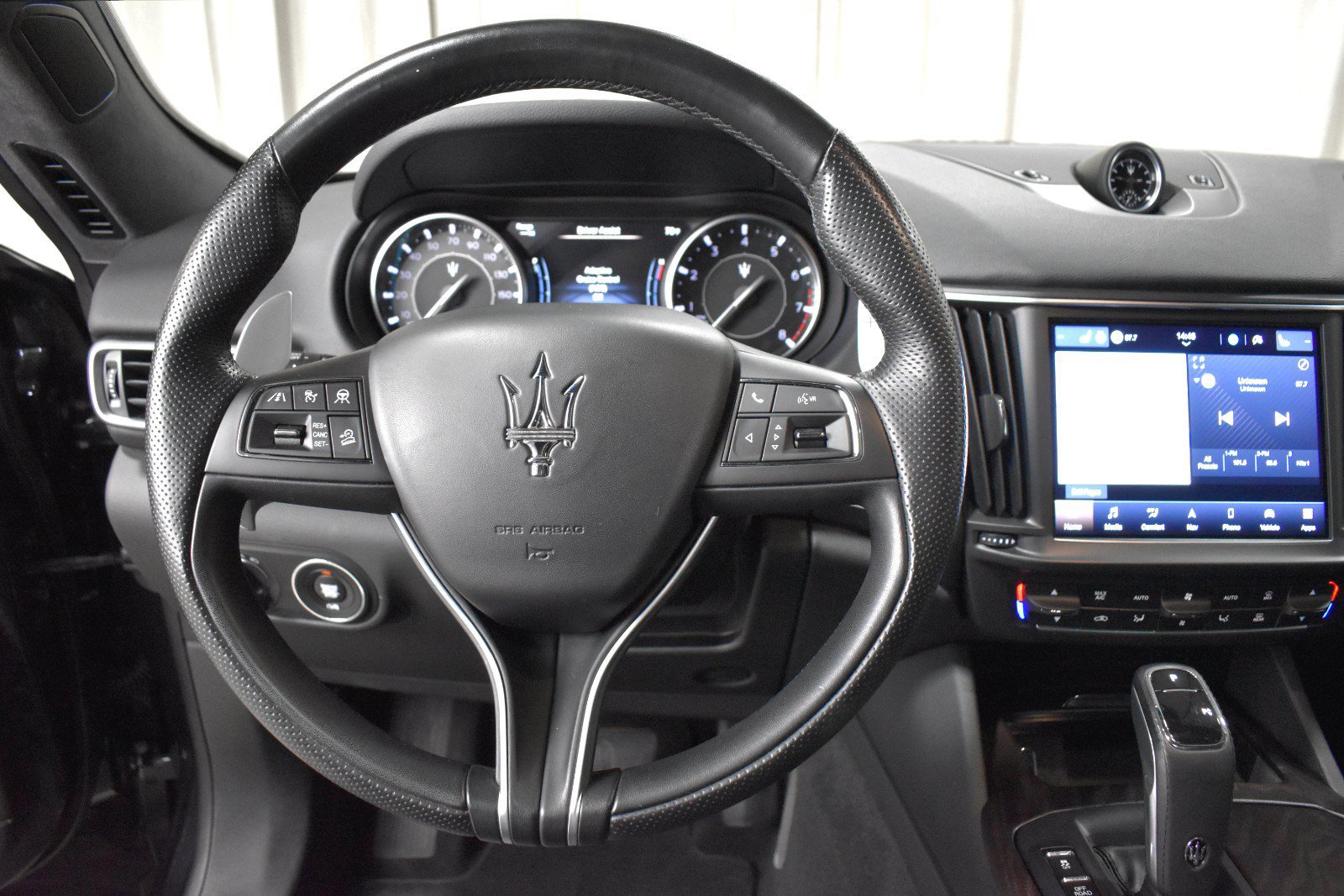 Used 2023 Maserati Levante Modena AWD/4WD image 18
