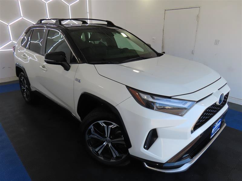 Used 2022 Toyota RAV4 XSE w/ Weather Package AWD/4WD image 5