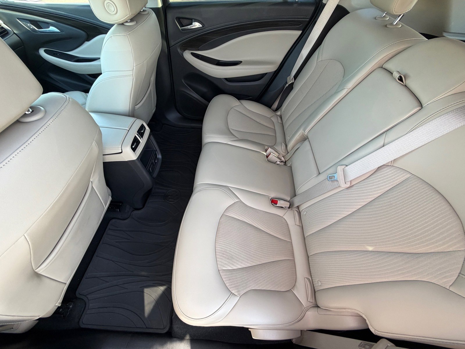 Used 2020 Buick Envision Preferred FWD image 13