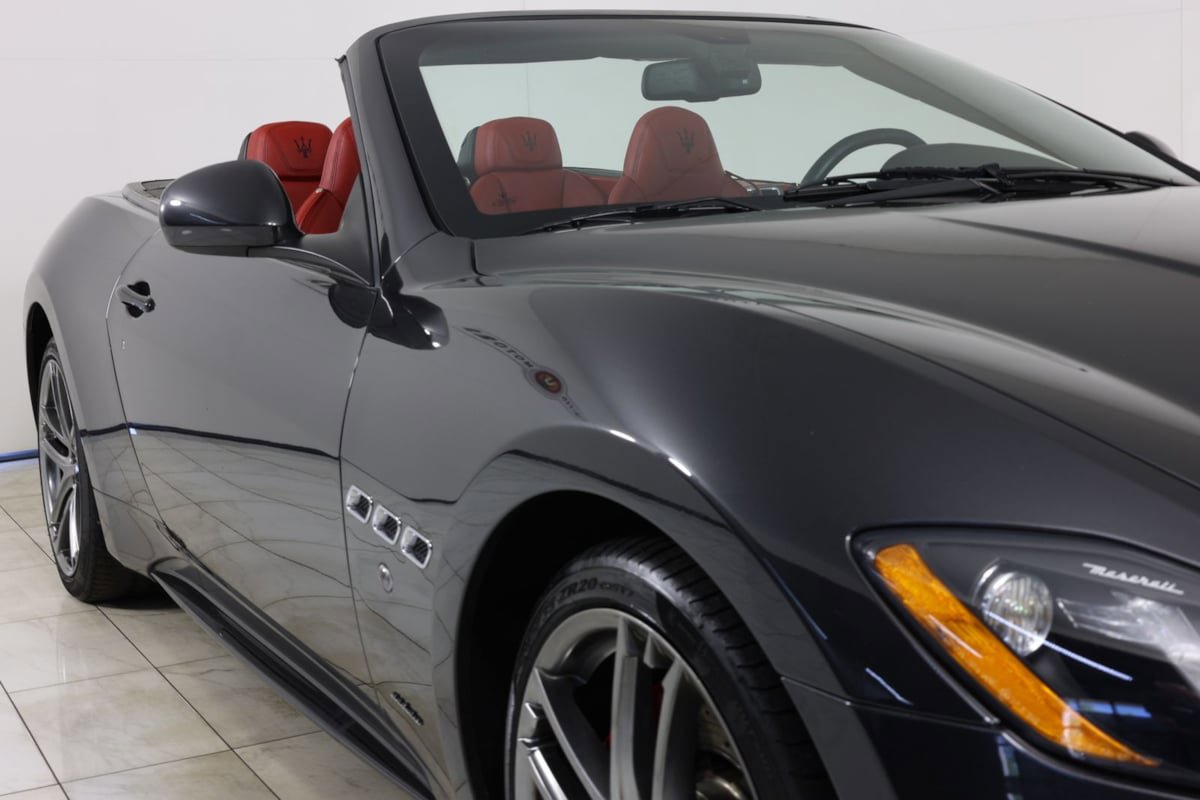 Used 2017 Maserati GranTurismo Convertible RWD image 39