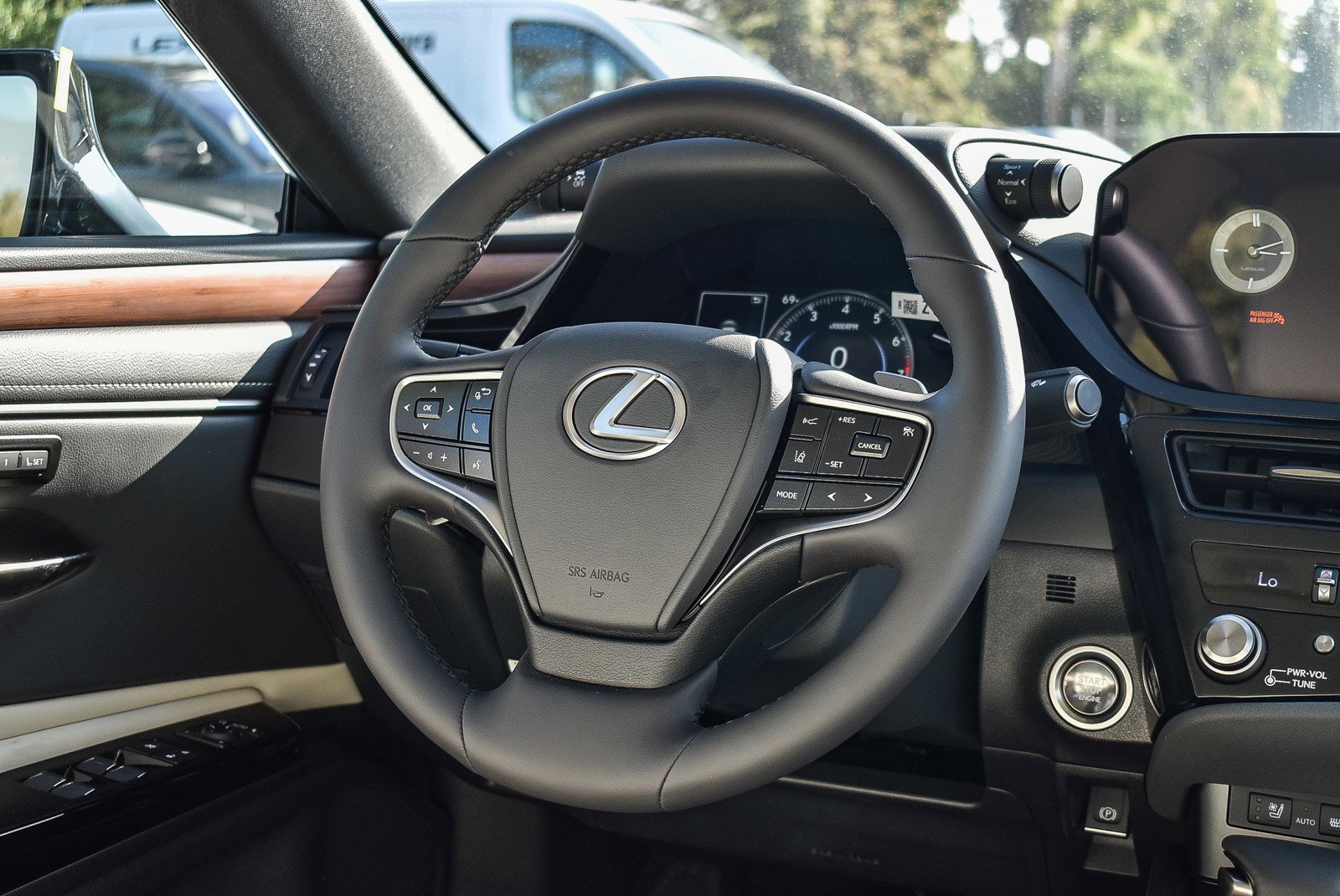 New 2025 Lexus ES 350 w/ Premium Package image 14