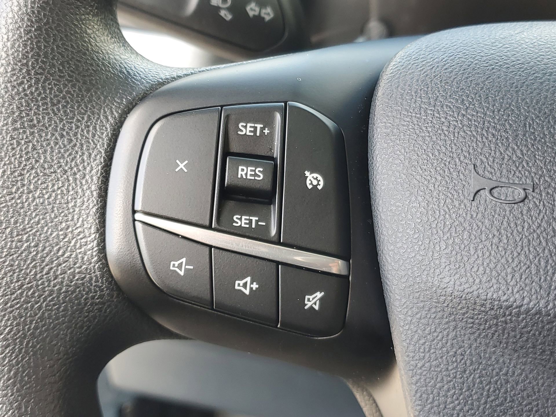 Used 2023 Ford Maverick XLT image 23