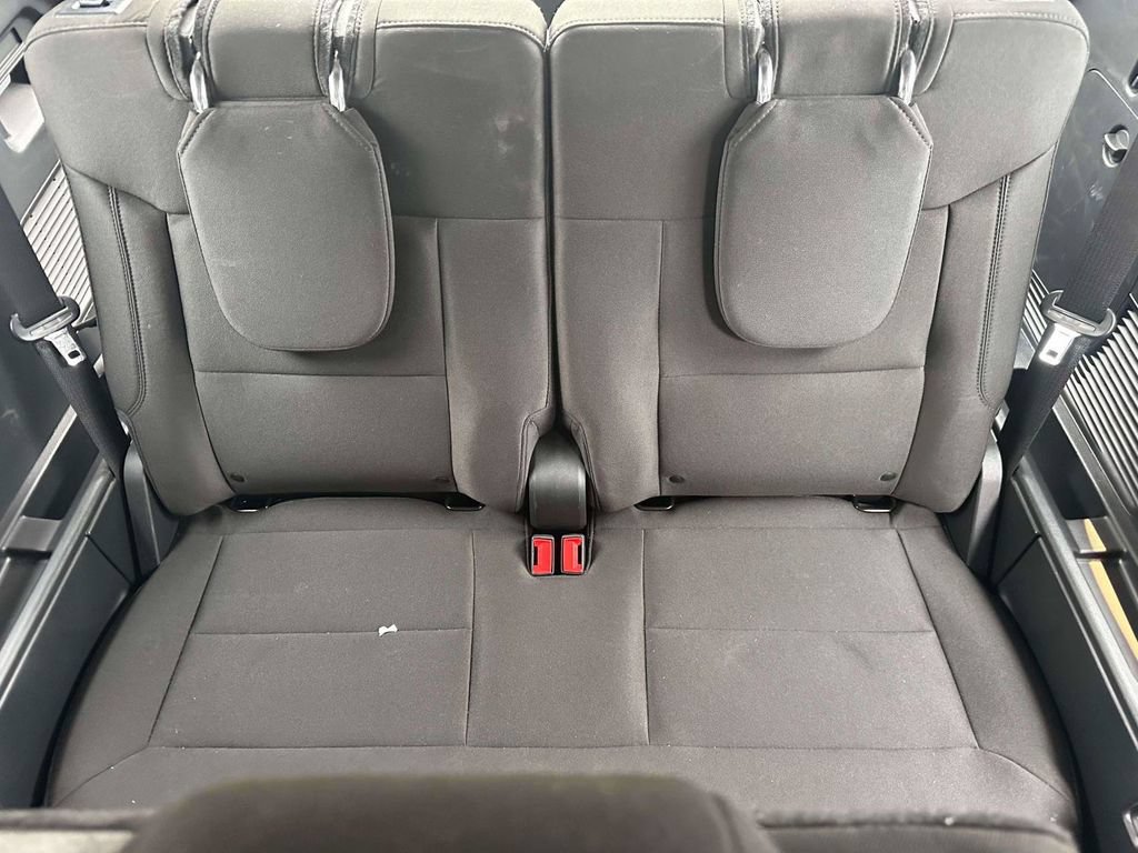 Used 2022 Ford Explorer XLT AWD/4WD image 11