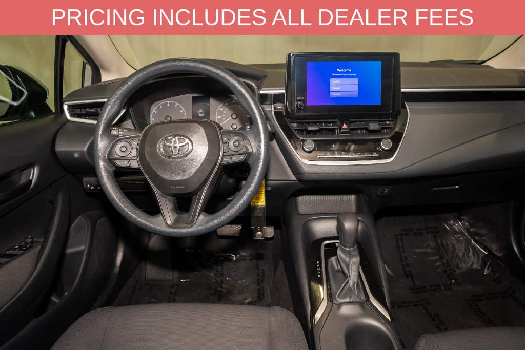 Used 2025 Toyota Corolla LE FWD image 6