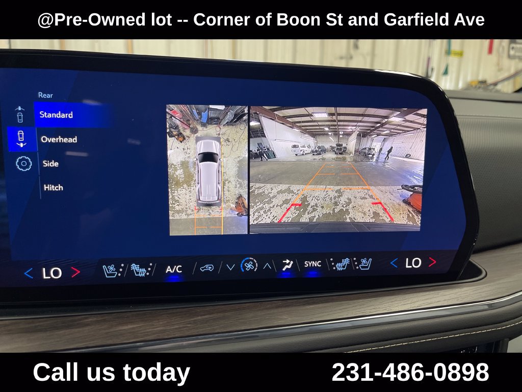 Used 2026 Chevrolet Tahoe Premier w/ Sun And Tow Package AWD/4WD image 27