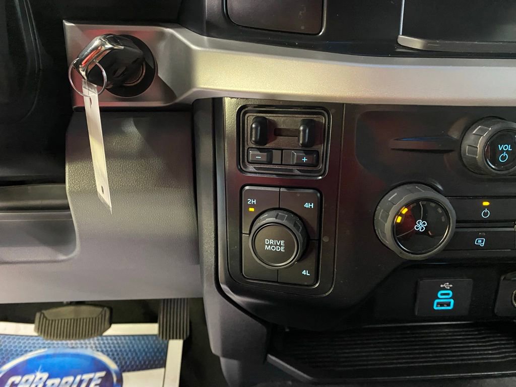 Used 2024 Ford F250 XLT image 32