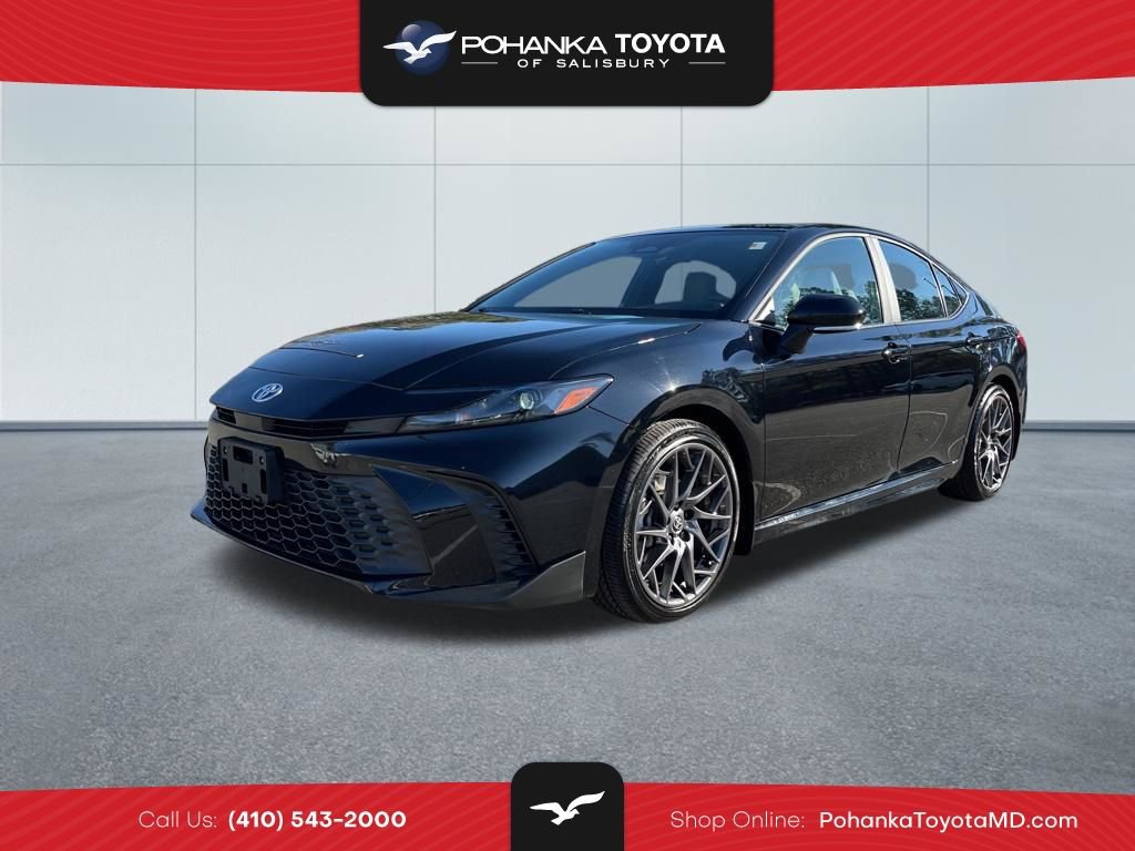 Used 2025 Toyota Camry SE image 1