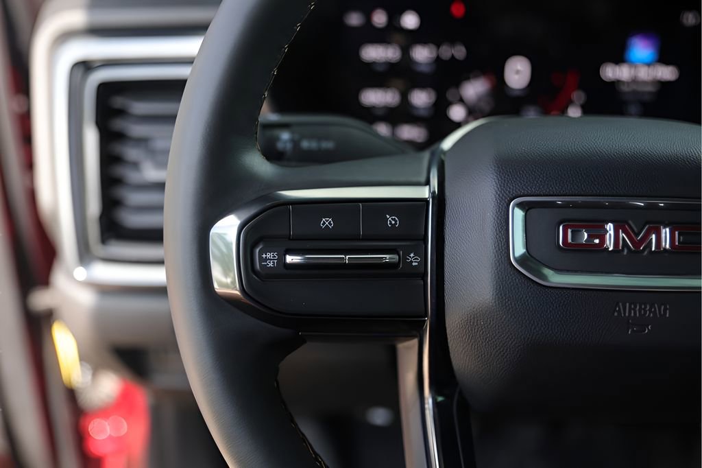 Used 2026 GMC Canyon AT4 w/ Technology Plus Package image 17