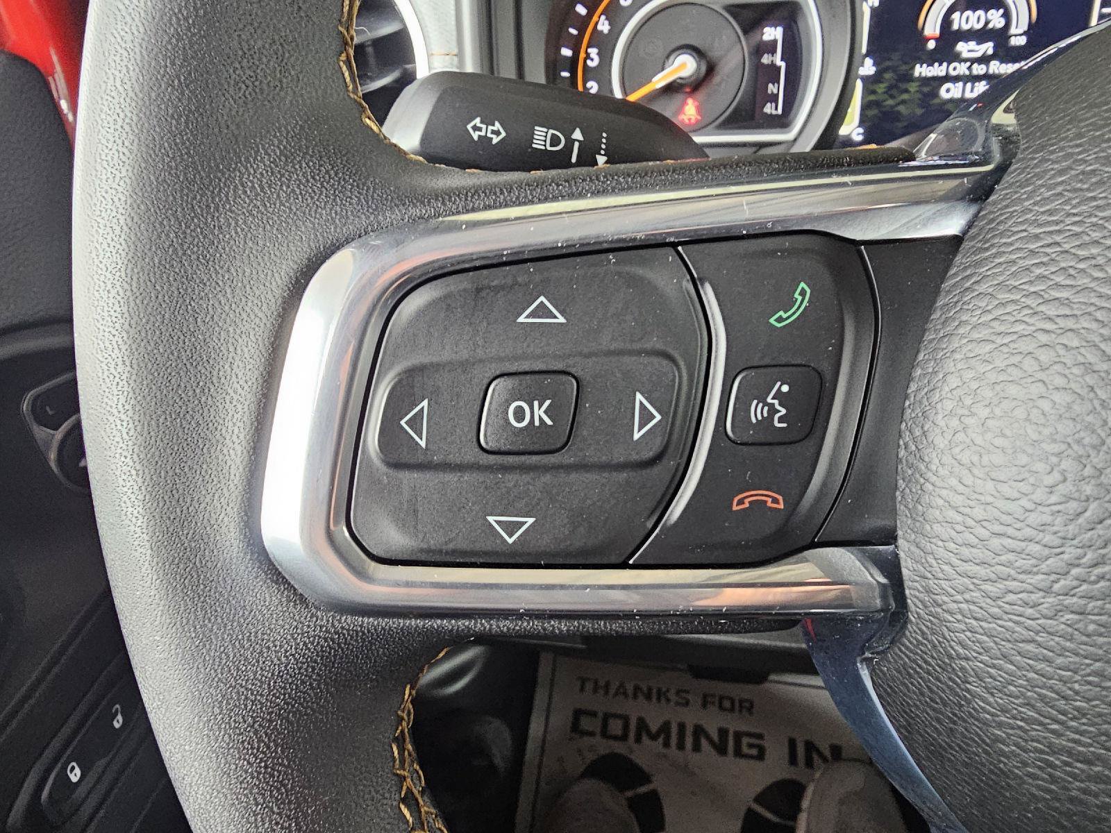 Used 2025 Jeep Wrangler Unlimited Sahara AWD/4WD image 22