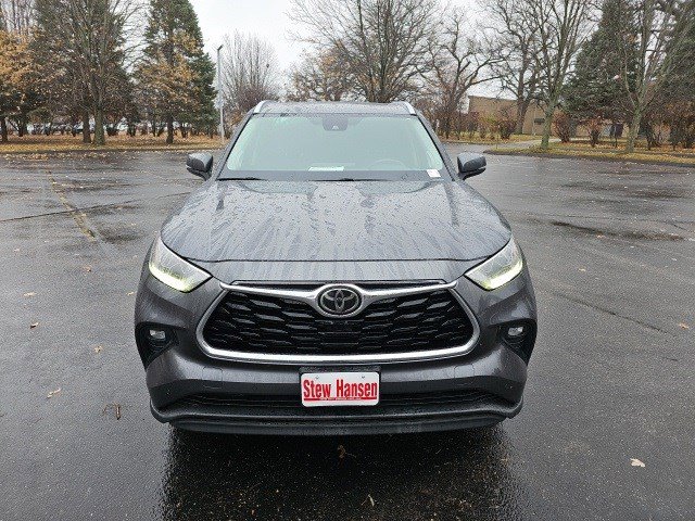 Used 2021 Toyota Highlander Limited image 9