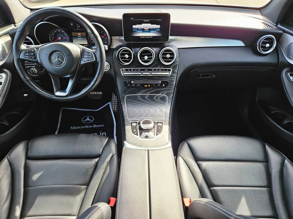 Used 2019 Mercedes-Benz GLC 300 4MATIC image 12