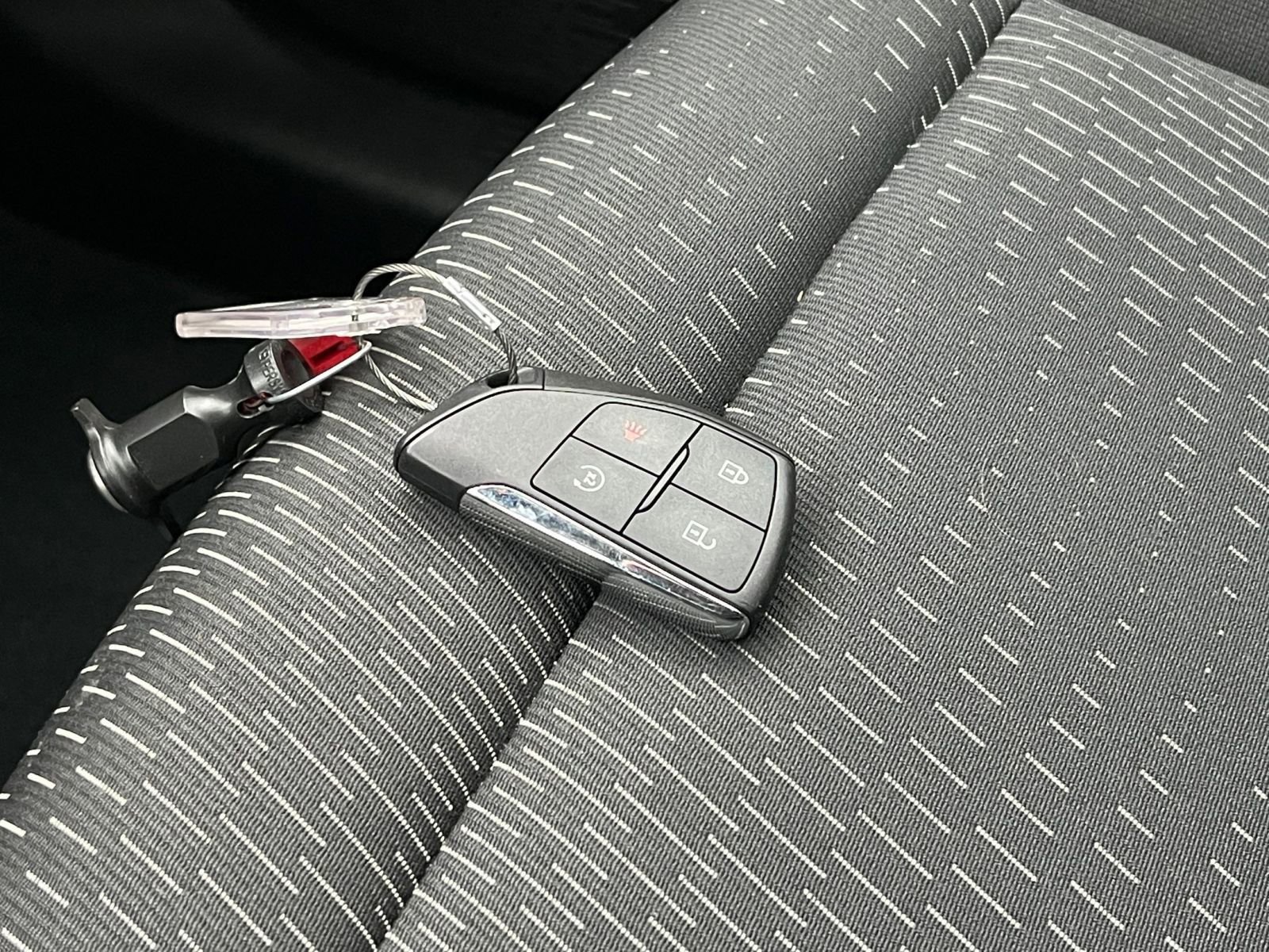 Used 2025 Chevrolet Equinox LT image 22