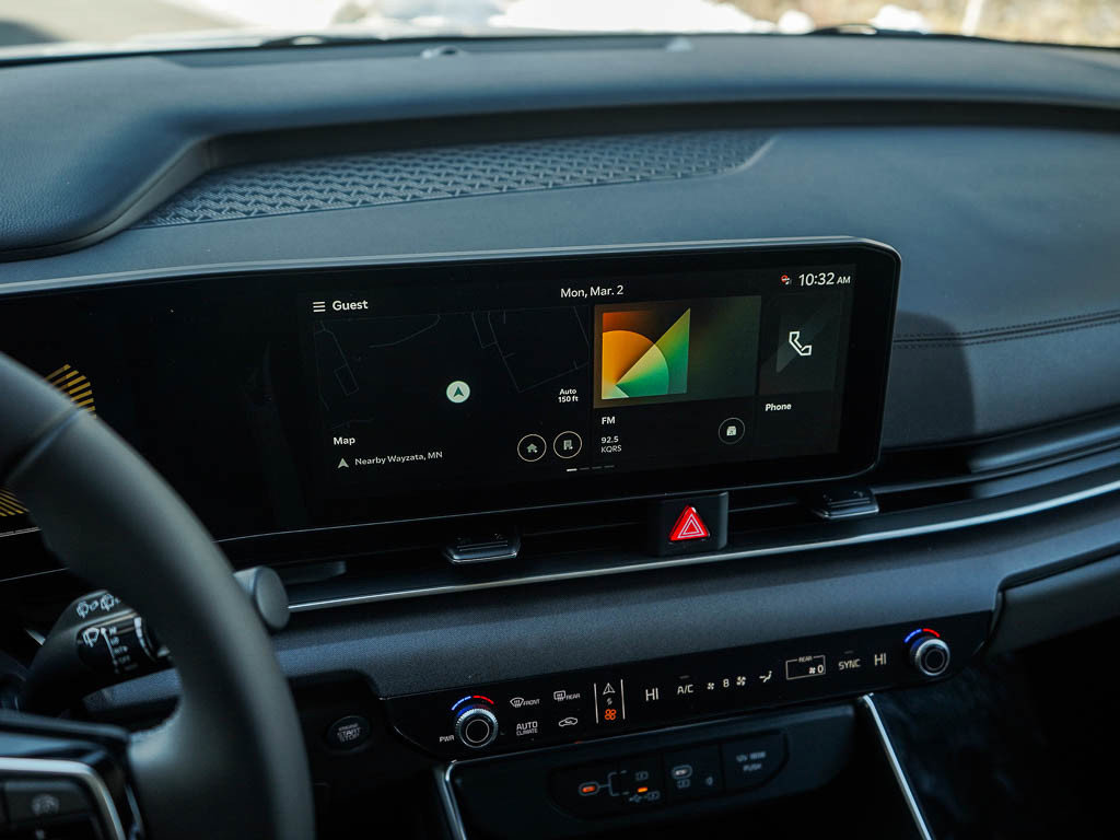 New 2026 Kia Carnival EX FWD image 25