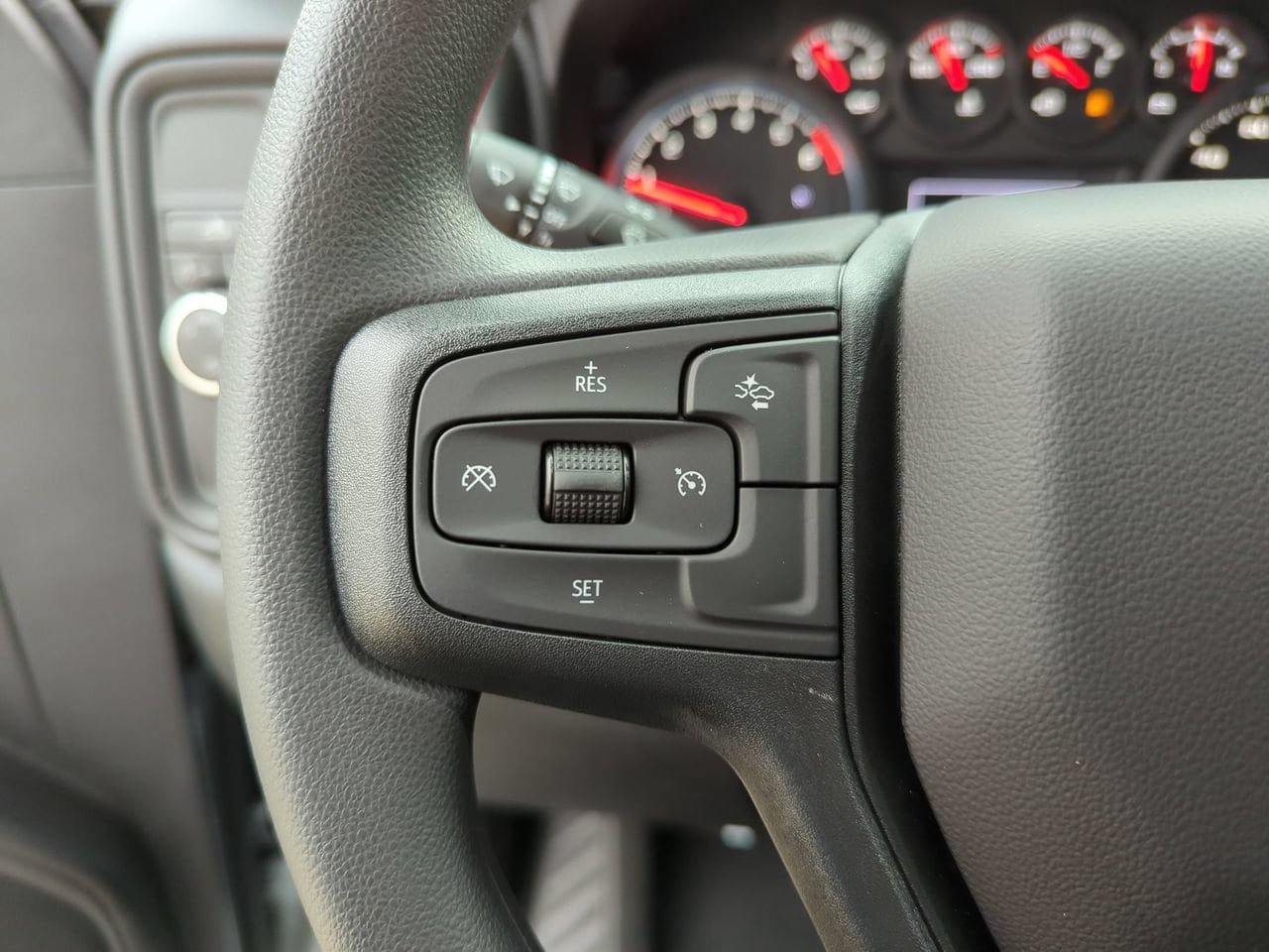 New 2026 Chevrolet Silverado 1500 Custom w/ LPO, Dark Essentials Package RWD image 11