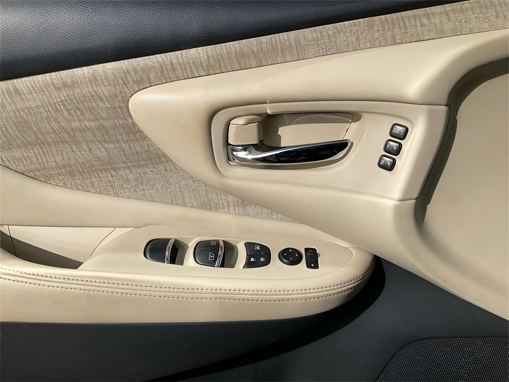 Used 2021 Nissan Murano SL w/ SL Moonroof Package image 18