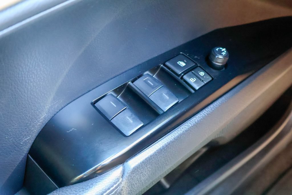 Used 2025 Toyota Camry XSE FWD image 19