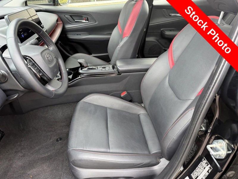 Used 2024 Toyota Prius Prime FWD image 16