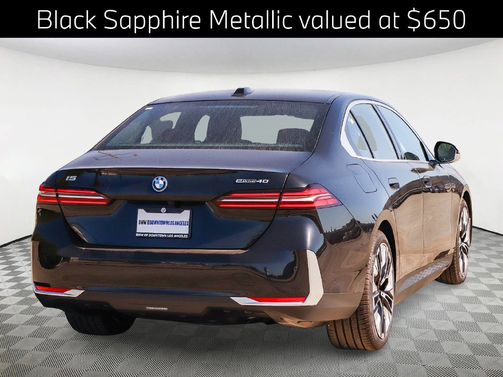 New 2027 BMW i5 M60 w/ Premium Package RWD image 4