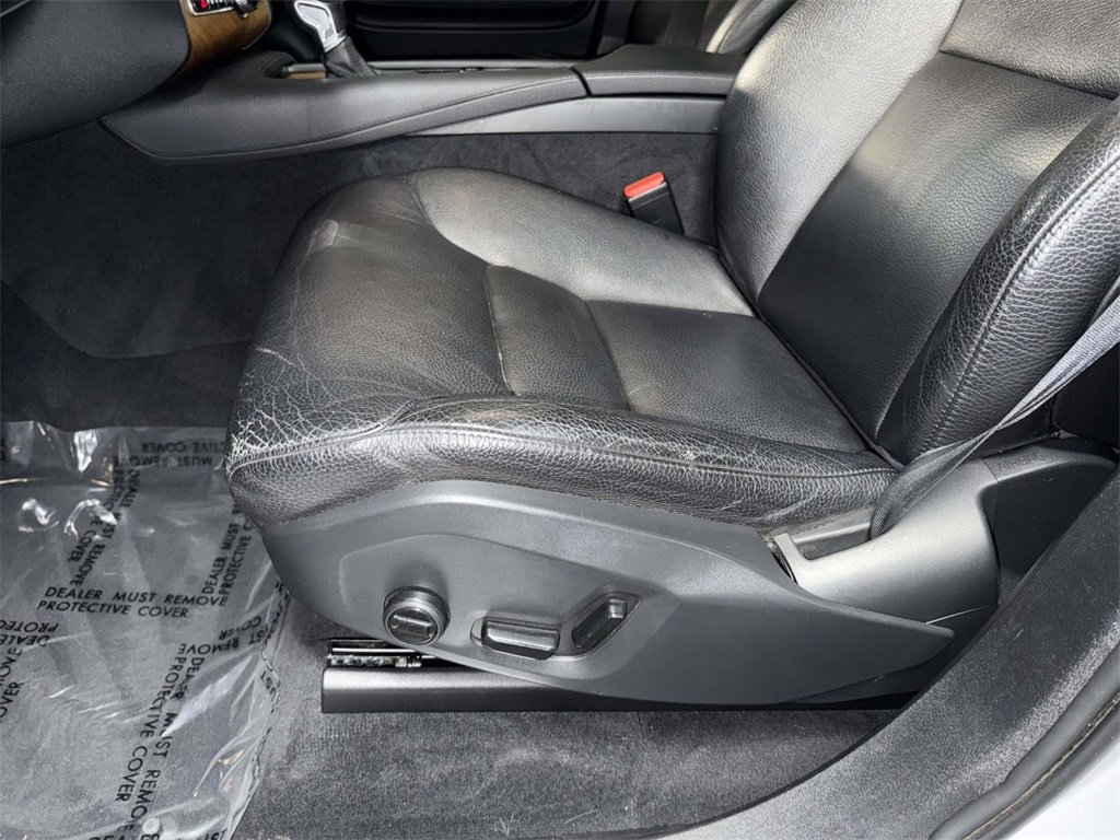 Used 2022 Volvo XC90 T6 Momentum w/ Climate Package image 3