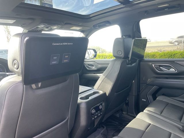 Used 2023 Chevrolet Suburban Z71 w/ Off-Road Capability Package image 26