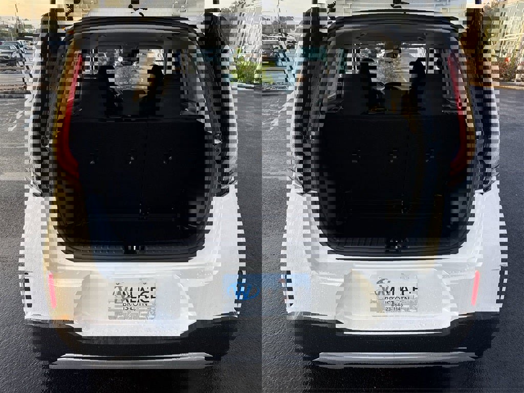 New 2025 Kia Soul S image 40