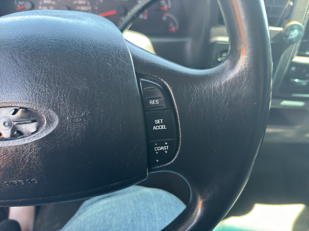 Used 2004 Ford F350 XLT AWD/4WD image 28