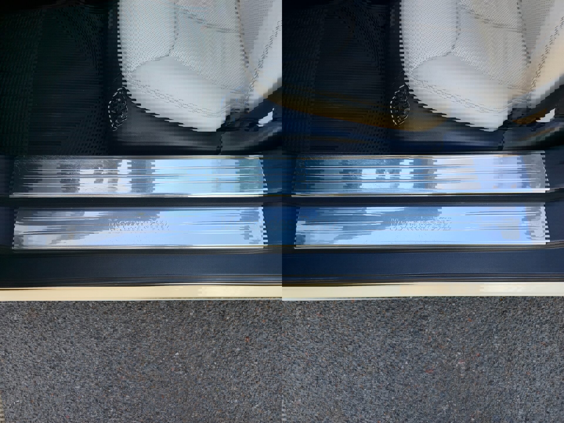 Used 2007 Mercedes-Benz SL 550 image 17