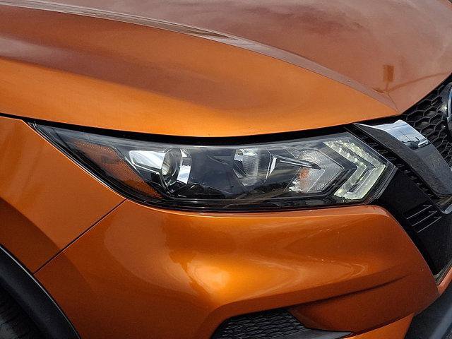 Used 2022 Nissan Rogue Sport S image 27