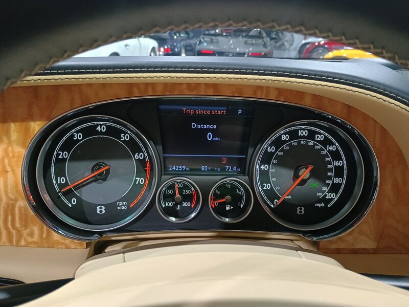 Used 2014 Bentley Flying Spur W12 AWD/4WD image 22