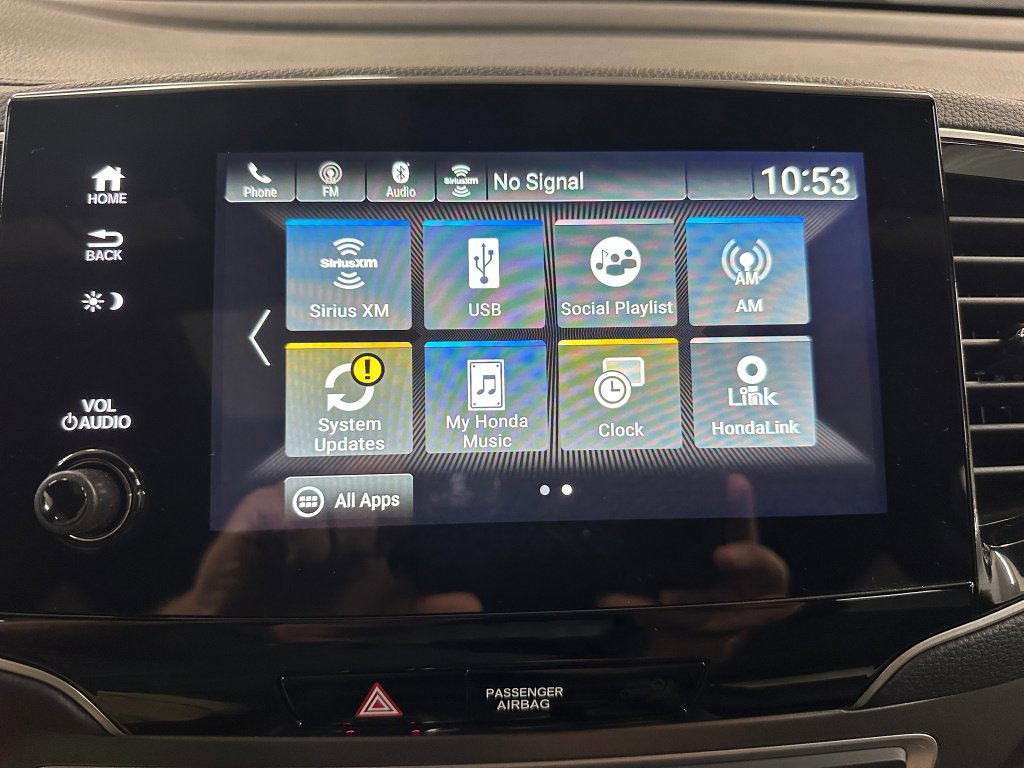 Used 2025 Honda Passport EX-L image 13