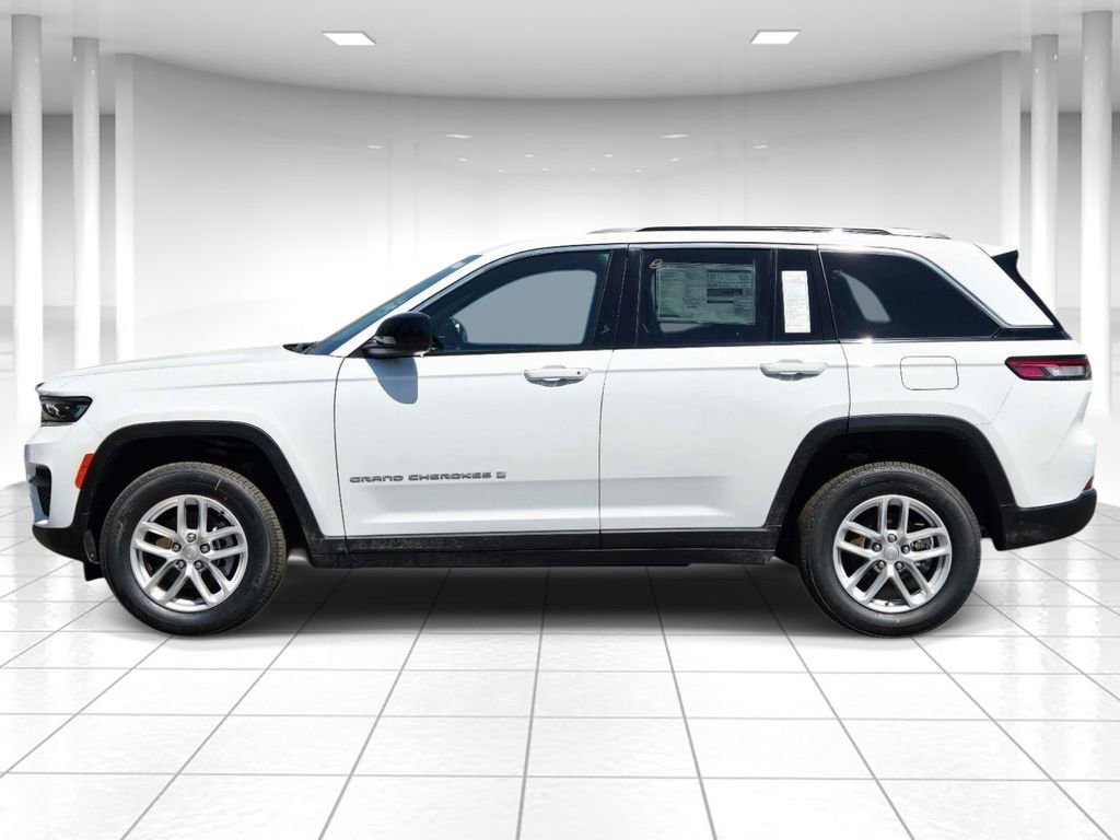 New 2026 Jeep Grand Cherokee Laredo X AWD/4WD image 6