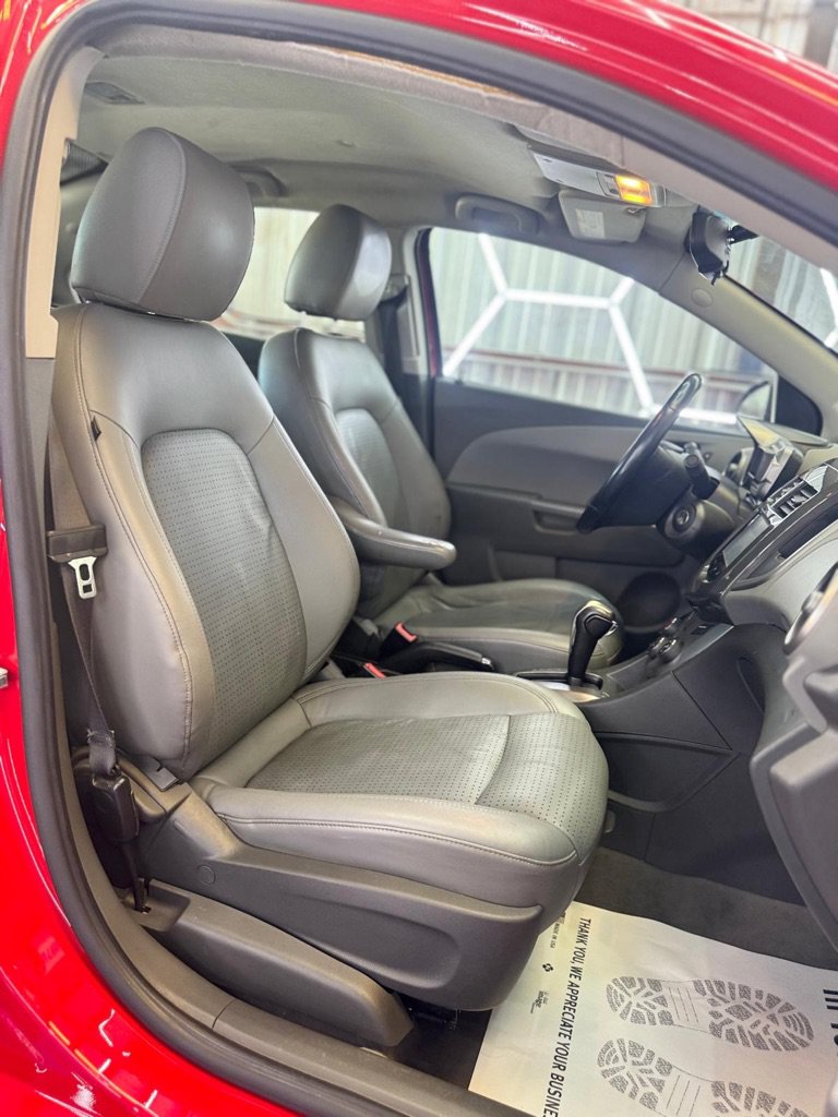 Used 2016 Chevrolet Sonic LTZ FWD image 30
