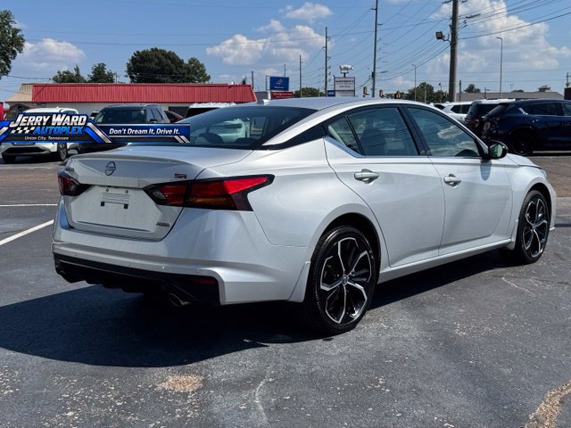 Used 2025 Nissan Altima 2.5 SR AWD/4WD image 5