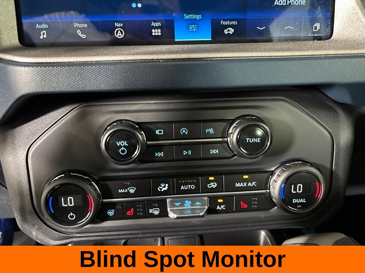 Used 2024 Ford Bronco Outer Banks AWD/4WD image 19