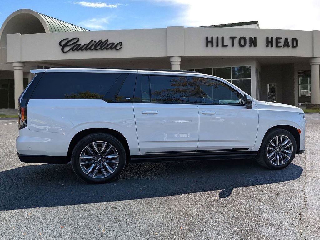 Used 2022 Cadillac Escalade ESV Sport Platinum w/ Heavy-Duty Trailer Package image 7